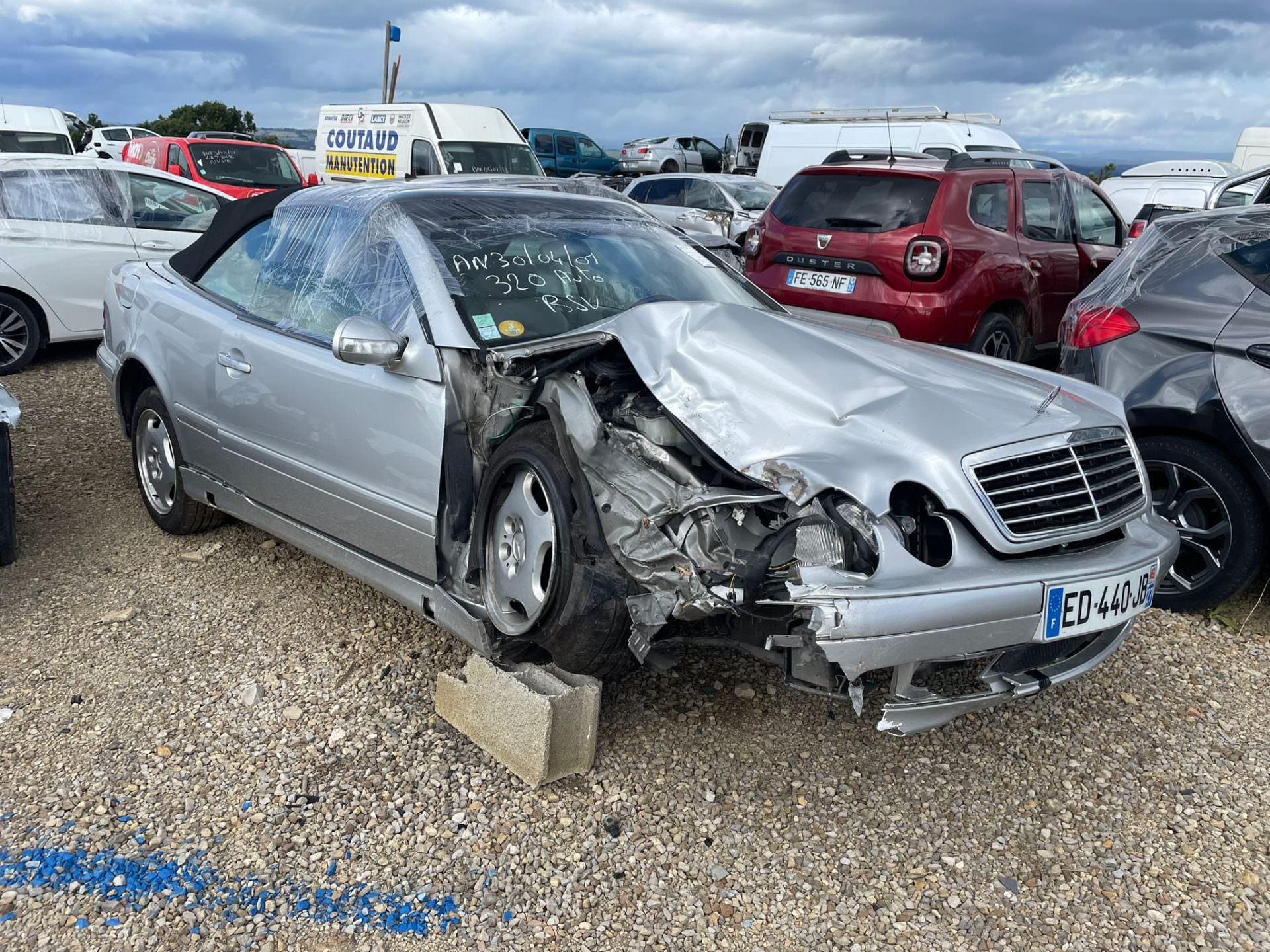 MERCEDES Classe CLK 320i V6 218