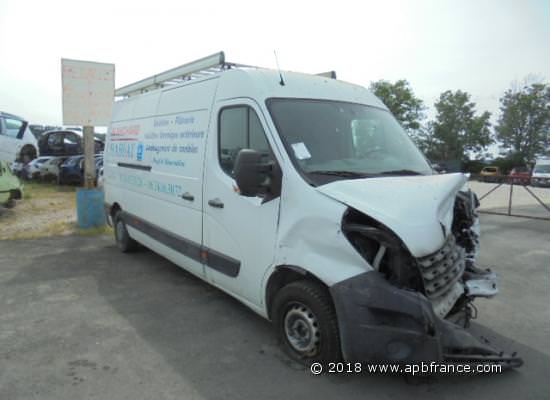 RENAULT Master III 2.3 DCi 125