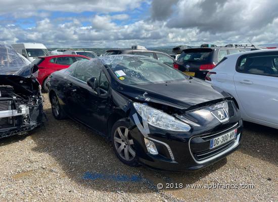 PEUGEOT 308 CC 1.6 e-HDi 115