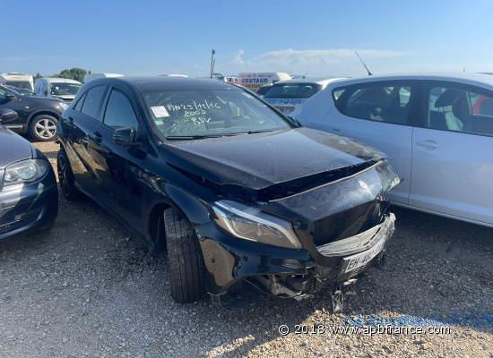 MERCEDES Classe A 200d 2.1D 136