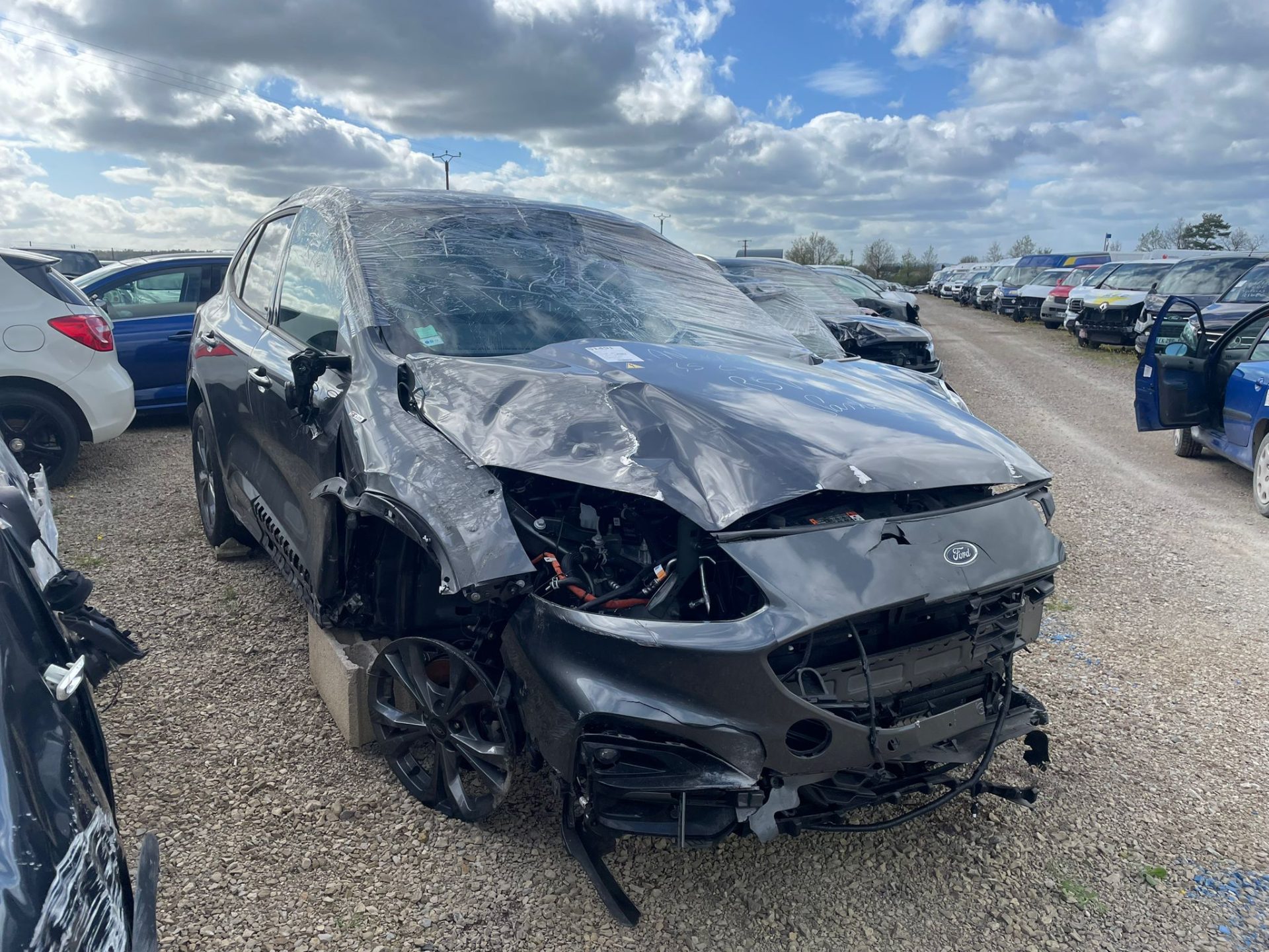 FORD Kuga 2.5 duratec 190 FHEV