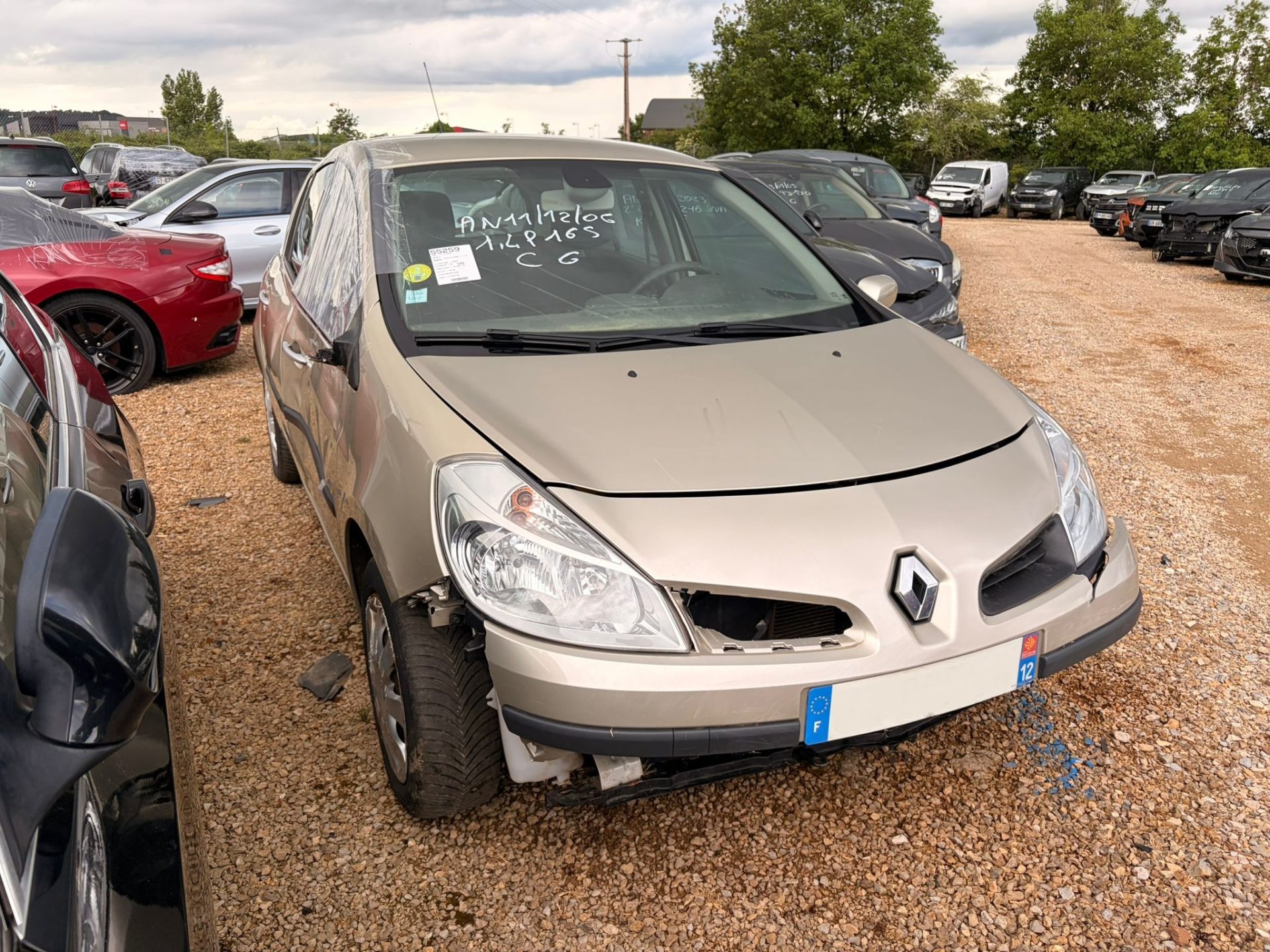 RENAULT Clio III 1.4i 100